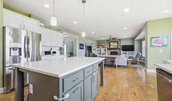 6416 N 142nd St, Basehor, KS 66007