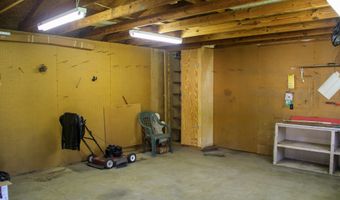 4237 Washington St, Ayden, NC 28513