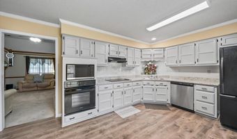 3889 OAK Trce, Bartlett, TN 38135