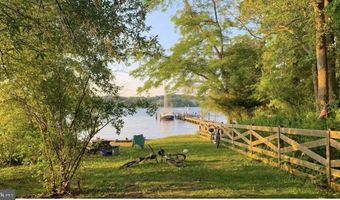 4 RIDGE Rd, Annapolis, MD 21401