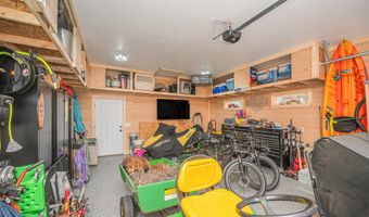 1749 Fairview Dr, Allegan, MI 49010