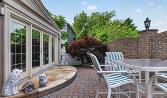 103 E 25TH St, Bayonne, NJ 07002
