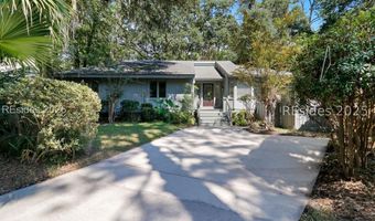 17 Dewberry Ln, Hilton Head Island, SC 29928