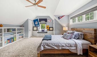 43 Newfane Rd, Bedford, NH 03110