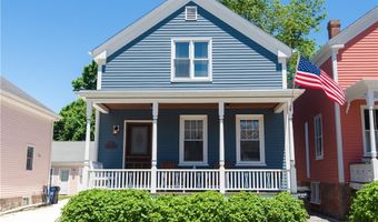 44 Hammond St, Newport, RI 02840