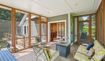 2473 Mt Hope Rd, Dodgeville, WI 53533