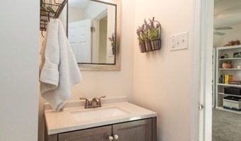 57 Oriole Dr, Allamuchy Twp., NJ 07840
