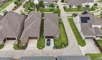 911 Midland Dr, Allen, TX 75013