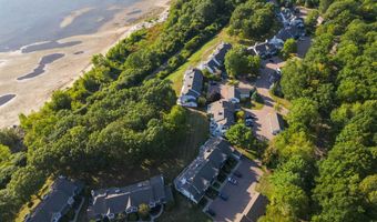 53 Northshore Dr, Burlington, VT 05408