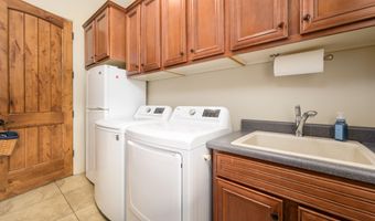 8930 E CAVE CREEK Rd, Carefree, AZ 85377