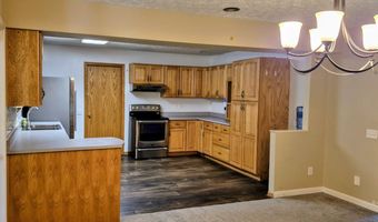 7930 Rolling Hills Dr, Athens, OH 45701