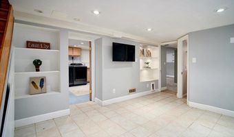 217 E 2ND Ave, Cheyenne, WY 82001