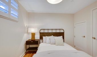 242 Shawmut Ave Apt 1B, Boston, MA 02118