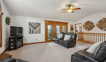 1128 8th St SE, Altoona, IA 50009