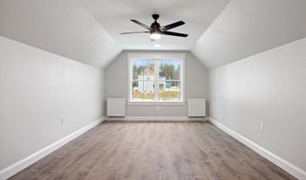 673 Streamside Ave, Hermon, ME 04401