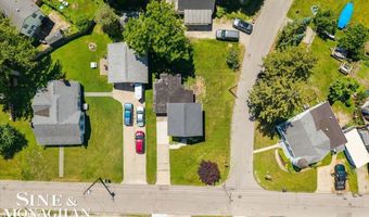 447 Ruskin Dr, Algonac, MI 48001