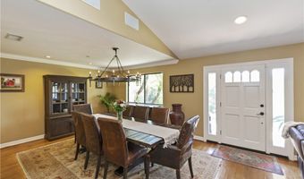 707 S Live Oak Park Rd, Fallbrook, CA 92028