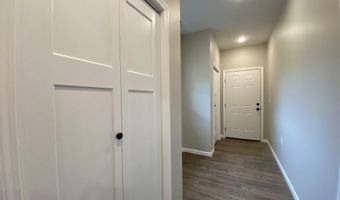 10 Trinton Ave, Bedford, IN 47421