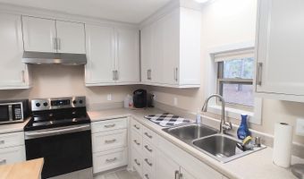 11 Sea Breeze Way, Beaufort, SC 29907