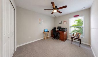 5143 WHITE CHICORY Dr, Apollo Beach, FL 33572