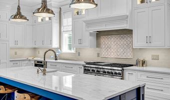 103 Seaside Pl, Sea Girt, NJ 08750