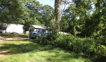 586 S County Trl, Exeter, RI 02822