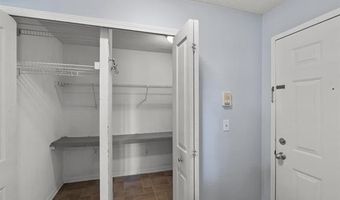 101 FIELDCREST St 204, Ann Arbor, MI 48103