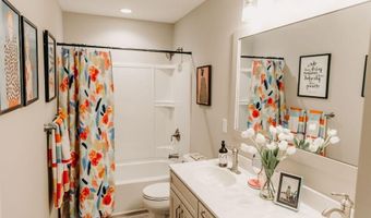 7946 Snow View Dr SE, Alto, MI 49302