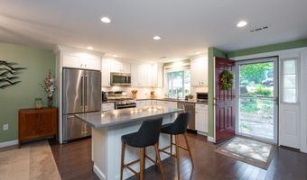 135 Amherst St 28, Amherst, NH 03031