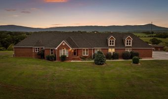 1020 Thomas Rd, Benton, TN 37307