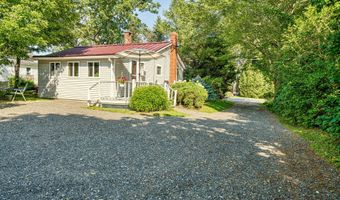 42 Swan Lake Ave, Belfast, ME 04915
