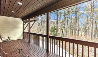 107 Fresh Pond Ln, Brookline, NH 03033