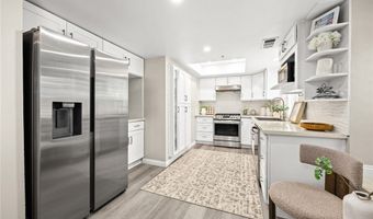 407 E Duarte Rd D, Arcadia, CA 91006