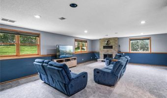 909 Fremont St, Anoka, MN 55303