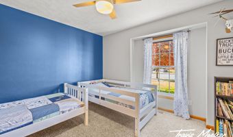 10738 Douglas Dr, Allendale, MI 49401