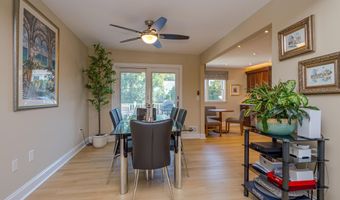 38 Holly Dr, Parlin, NJ 08859