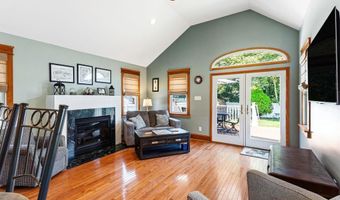 9 MOORE Ave, Barrington, NJ 08007
