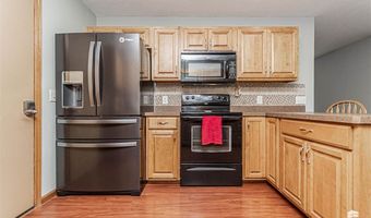 1701 NW 4th St, Abilene, KS 67410