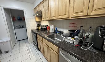 37 Tarinelli Cir, Bridgeport, CT 06606