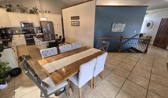 1905 Country Meadows Pl, Beatrice, NE 68310