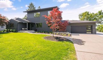 2777 Donna Dr, Columbus, OH 43220