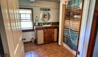 260 Rustic Ln, Bonners Ferry, ID 83805