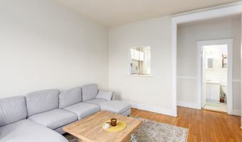 1564 Commonwealth Ave 16, Boston, MA 02135