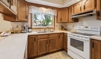1601 S IRMA St, Appleton, WI 54915