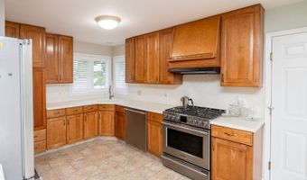59 Livingston Ave, Andover, NJ 07801