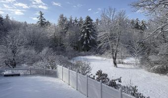 15 Kelso Dr, Bow, NH 03304