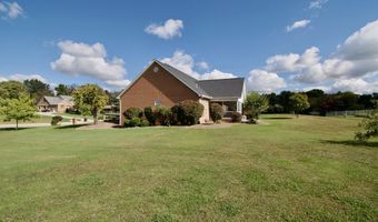 977 Southwick Dr, Alcoa, TN 37701