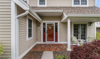 213 Corey Ln 213, Middletown, RI 02842