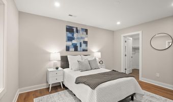 5709 5TH St S, Arlington, VA 22204