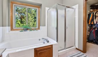 1520 Schropp Cir, Ashland, NE 68003
